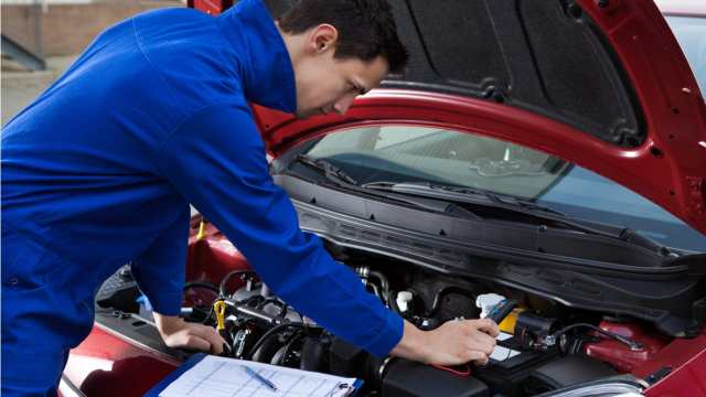 Affordable car mechanic shop Milton